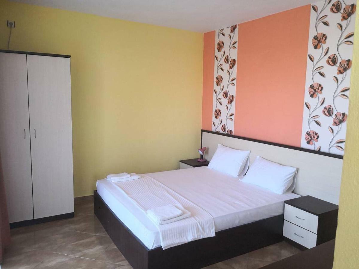 Свети Кирил Лозенец Hotel Bagian luar foto